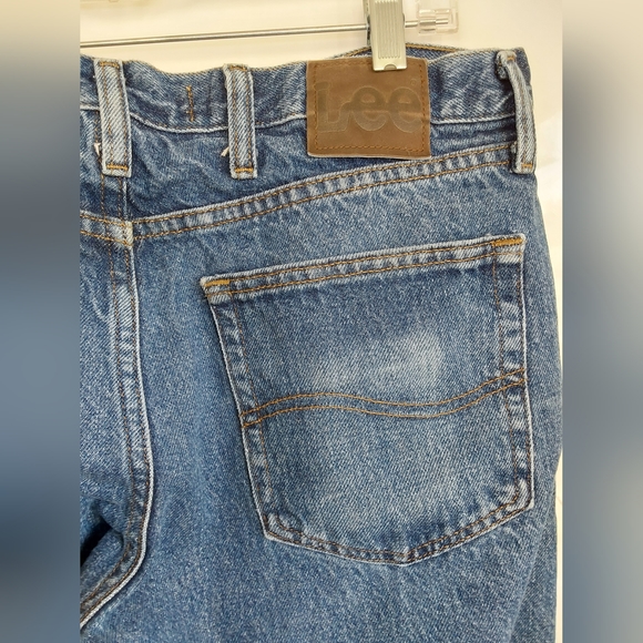 Lee Regular Fit Jeans - Picture 6 of 9